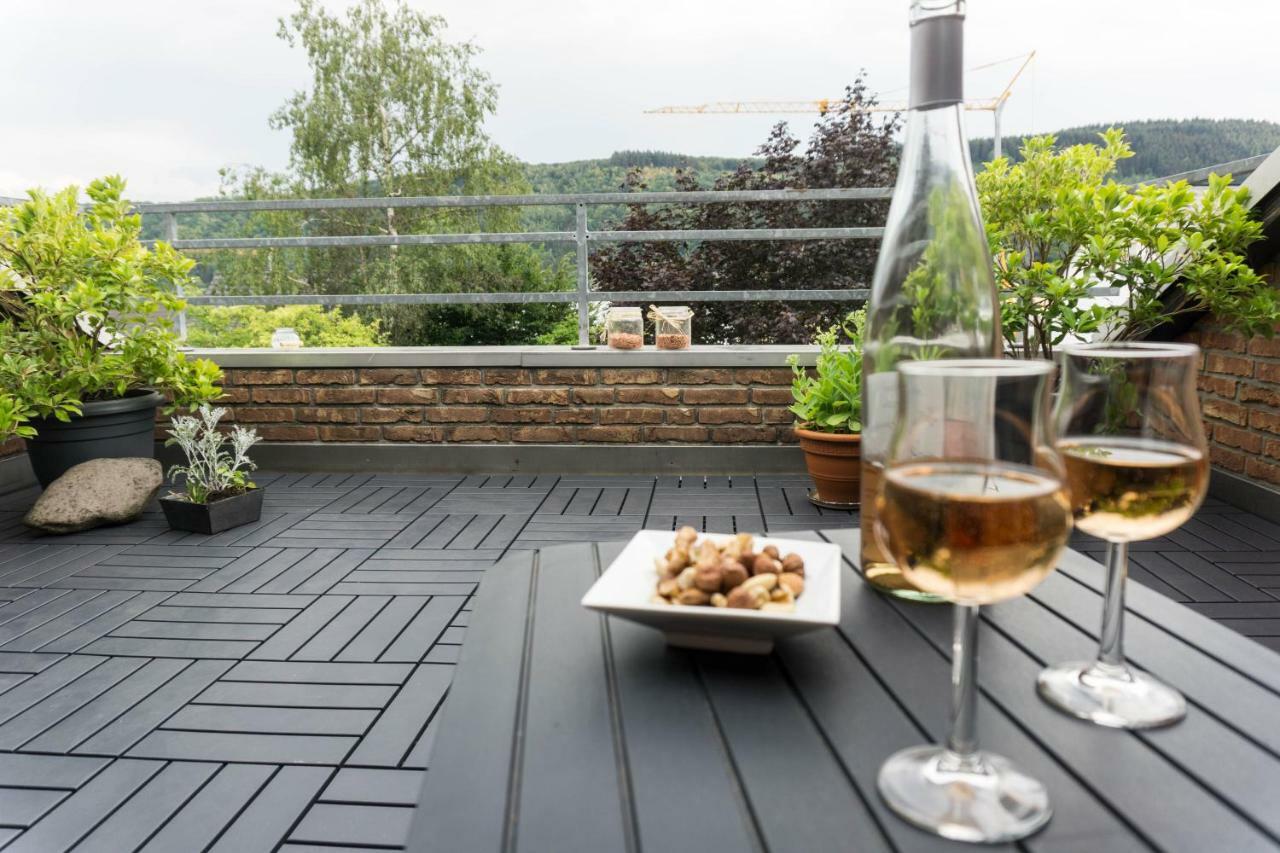 Moderne 70 Qm Wohnung Mit Grosser Dachterrasse Kinheim Exterior photo